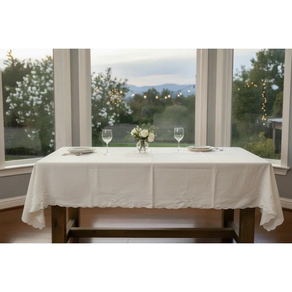 Vintage Embroidered Satin Floral Ivory Tablecloth Scalloped Finished Edge 90x57